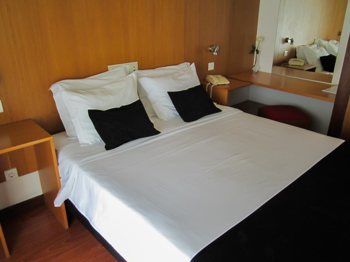 Hotel Eco Salvador Geres Exteriör bild